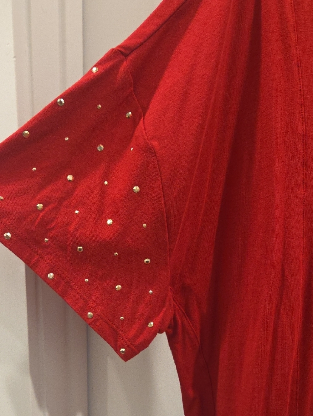 DKNY Red Short-Sleeve Studded Crewneck Tee - Picture 3 of 4